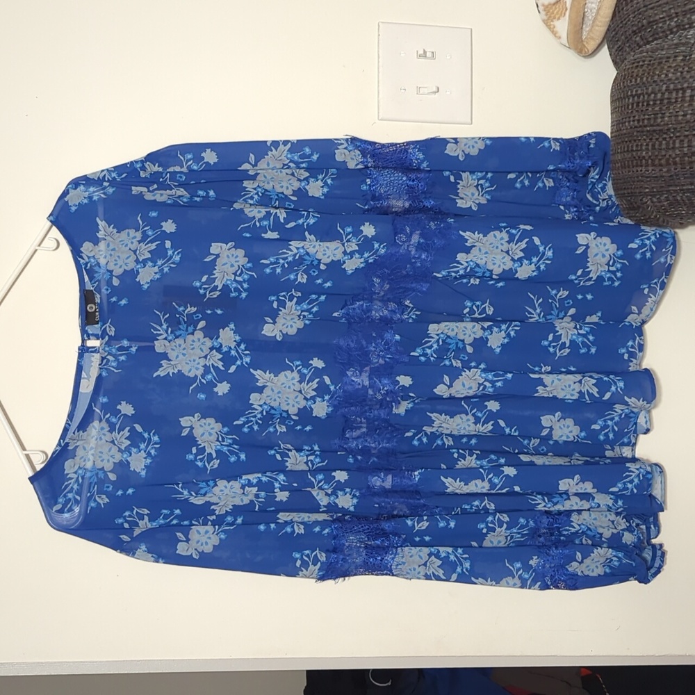 Curations woman's long sleeve blouse size 3X NWT